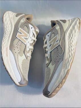 New Balance ARISHI Fresh Foam Sneakers